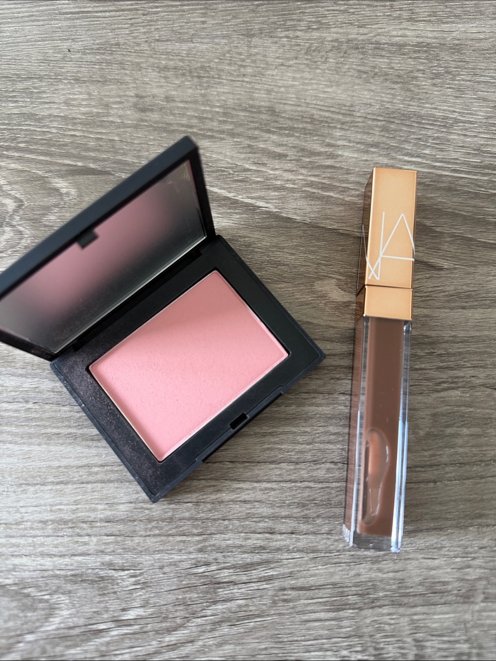 NARS Impassioned Powder Blush & Smooth Talk Lip Gloss Duo